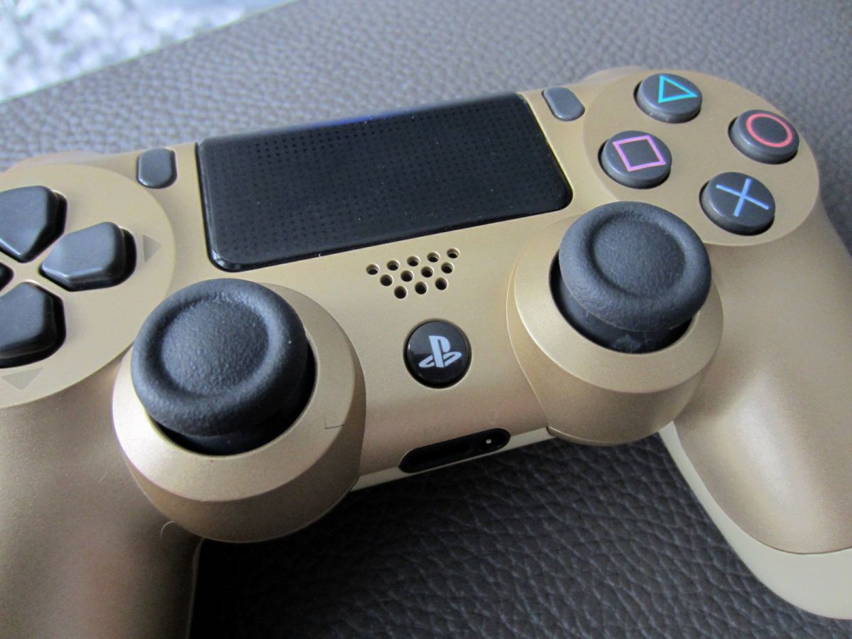 Dual Shock 400